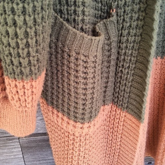 Almost Famous Color Block Cardigan Sweater Size Large - Picture 4 of 5